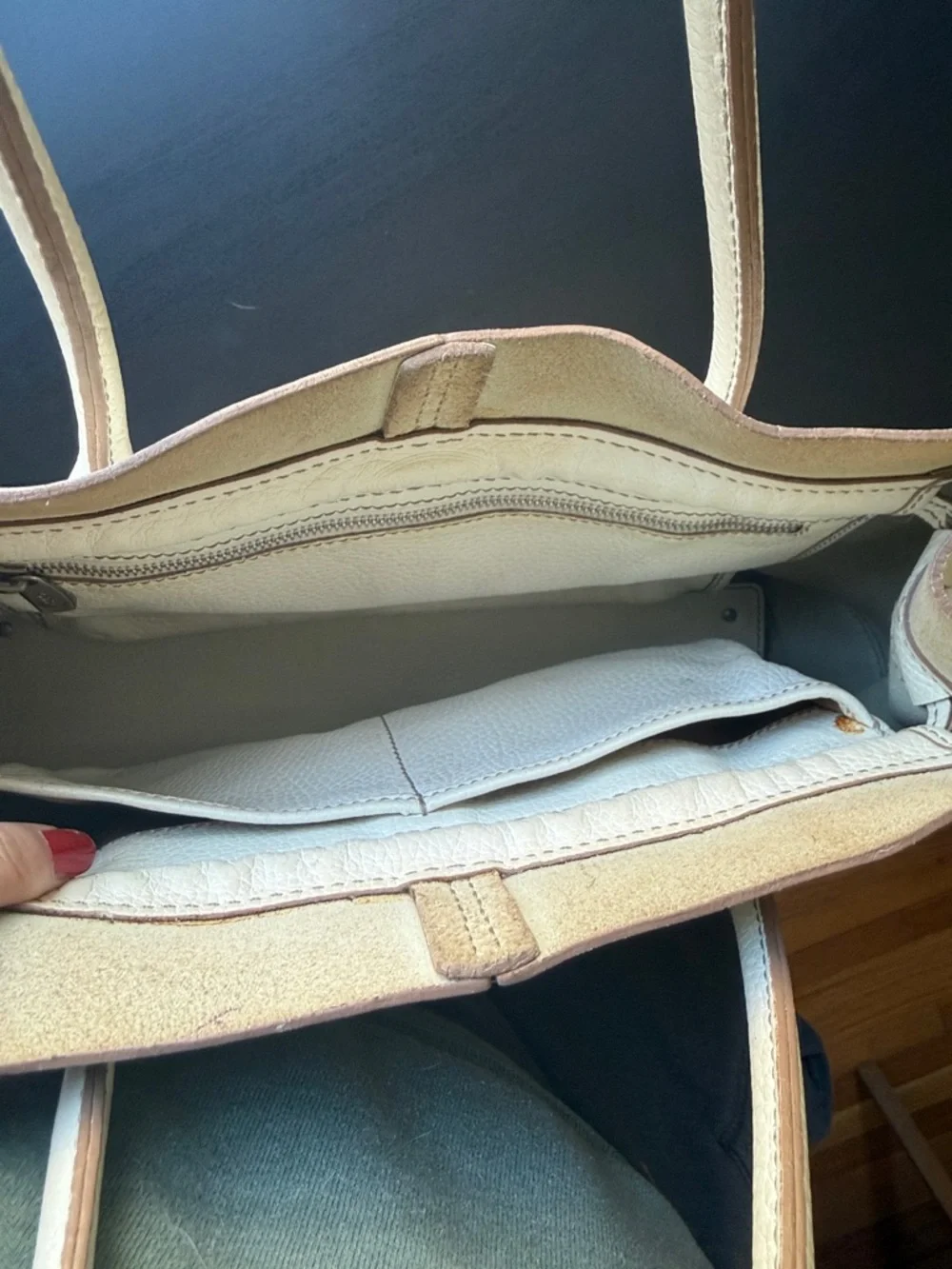 TOD'S Cream-White Pebbled Leather Tote with Top Handles - Picture 12 of 17